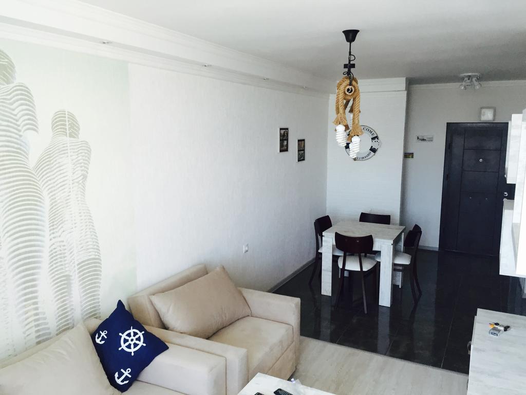Stars Apartment Batumi Zewnętrze zdjęcie