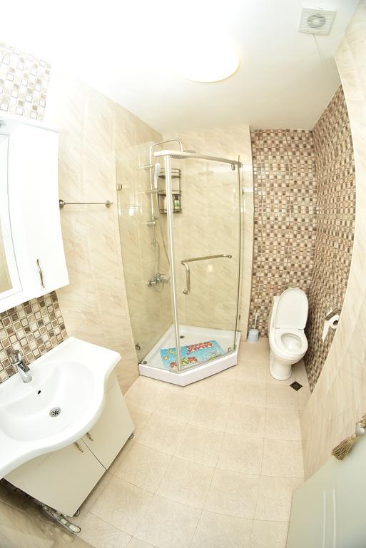 Stars Apartment Batumi Zewnętrze zdjęcie